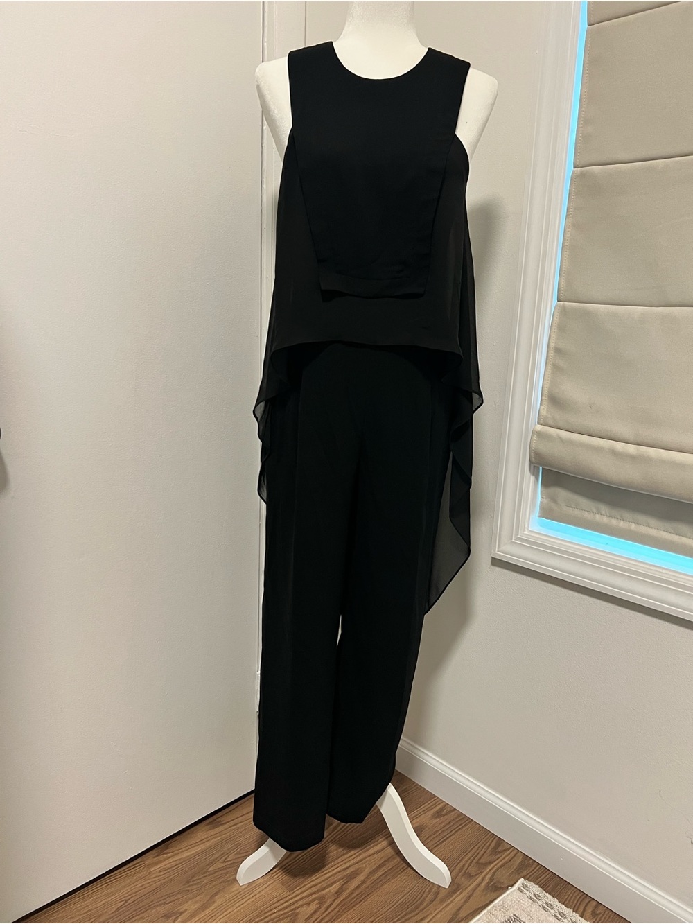 BCBGMAXAZRIA Black Chiffon Cape Overlay Jumpsuit Open Back Size 4